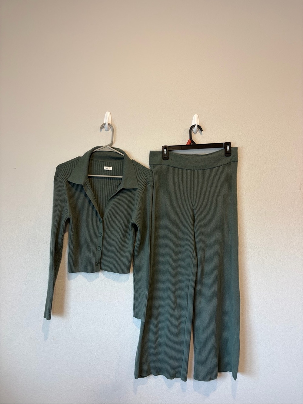 Aerie matching sweater set